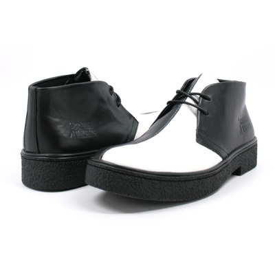 Classic Playboy Chukka Boot Black/White Split Toe